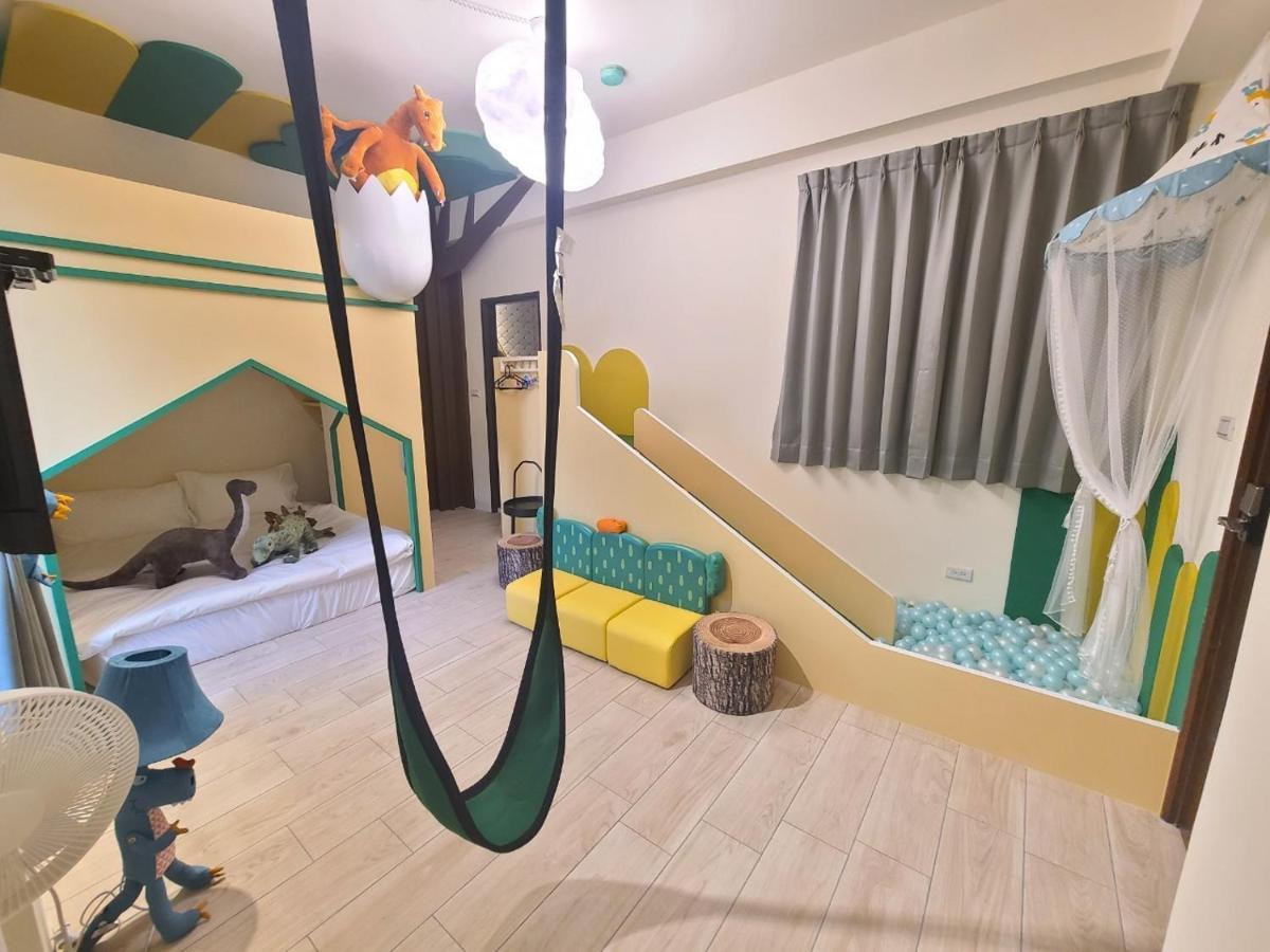 Sunlight Forest Homestay Тайнан Екстериор снимка