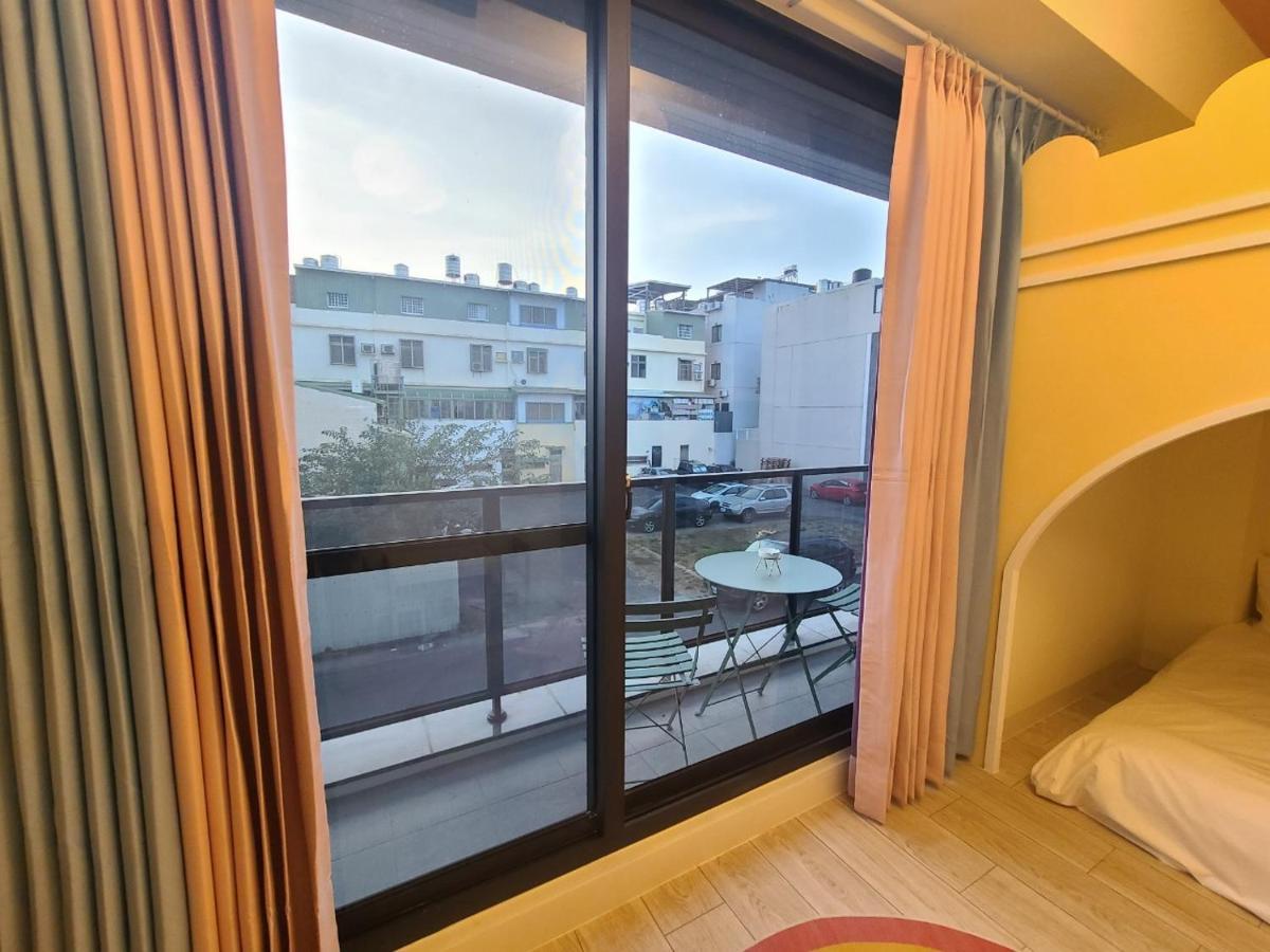 Sunlight Forest Homestay Тайнан Екстериор снимка
