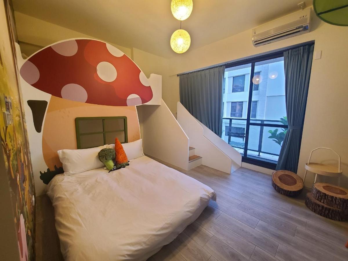 Sunlight Forest Homestay Тайнан Екстериор снимка