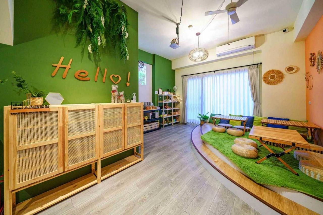 Sunlight Forest Homestay Тайнан Екстериор снимка