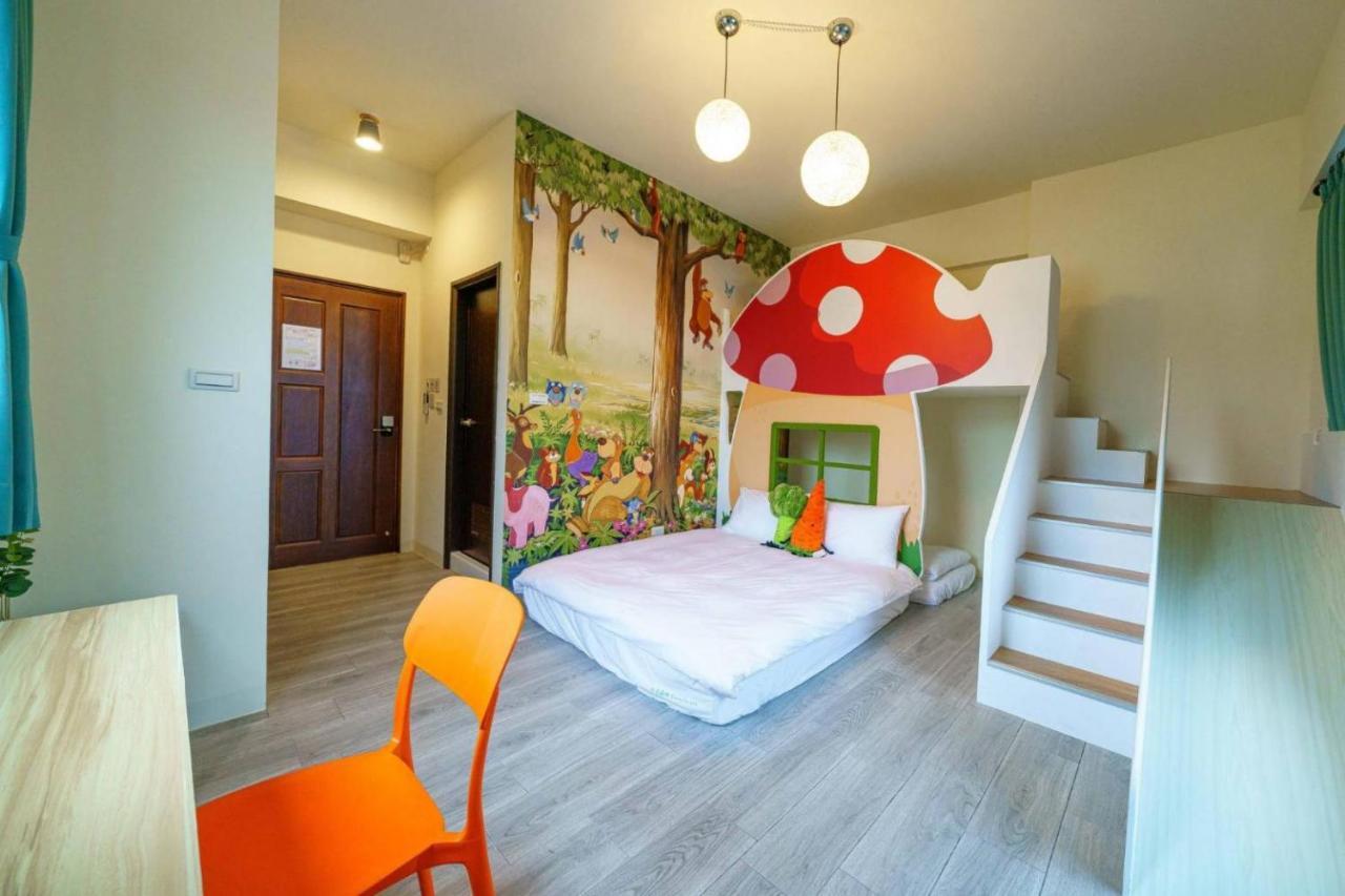 Sunlight Forest Homestay Тайнан Екстериор снимка