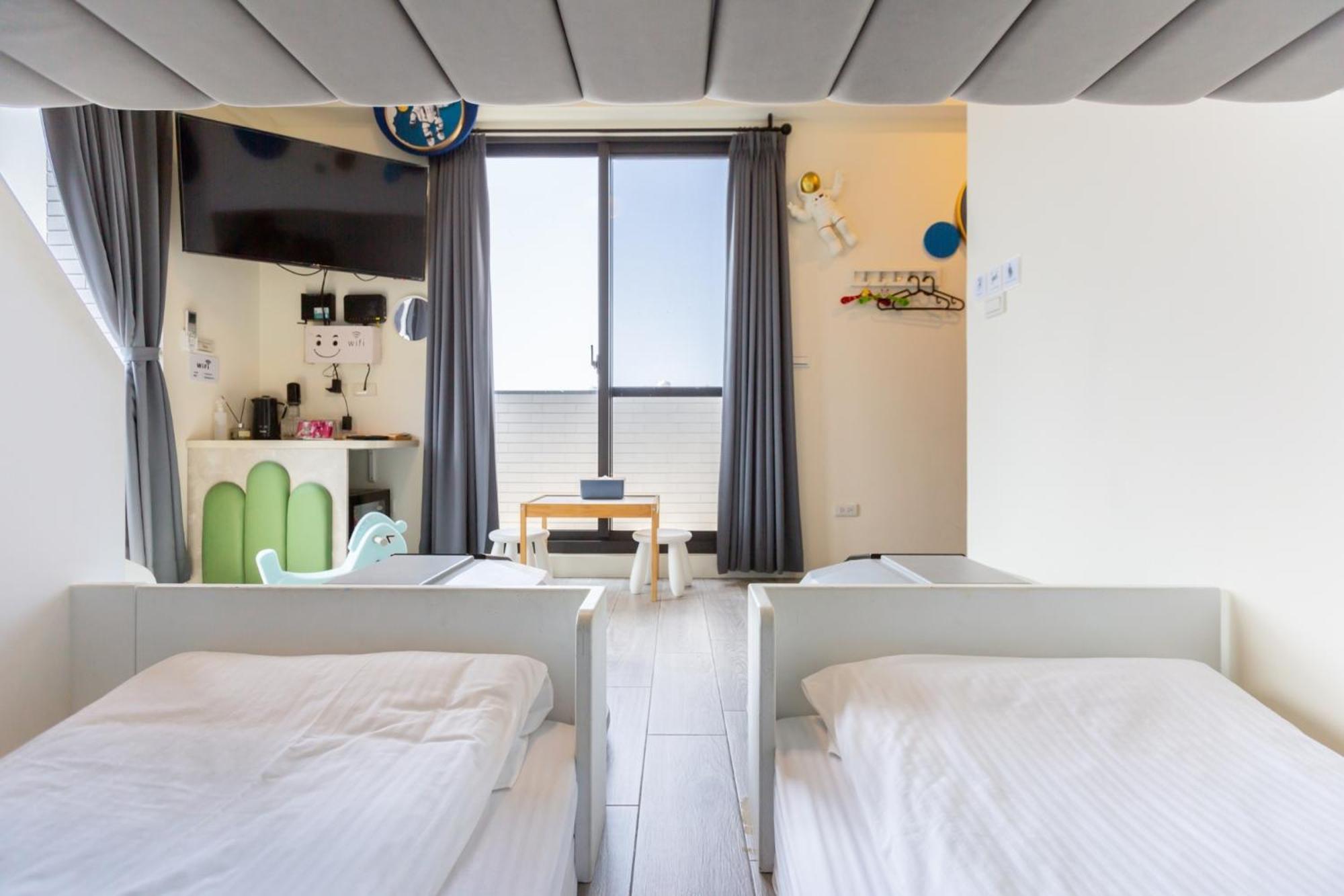 Sunlight Forest Homestay Тайнан Екстериор снимка