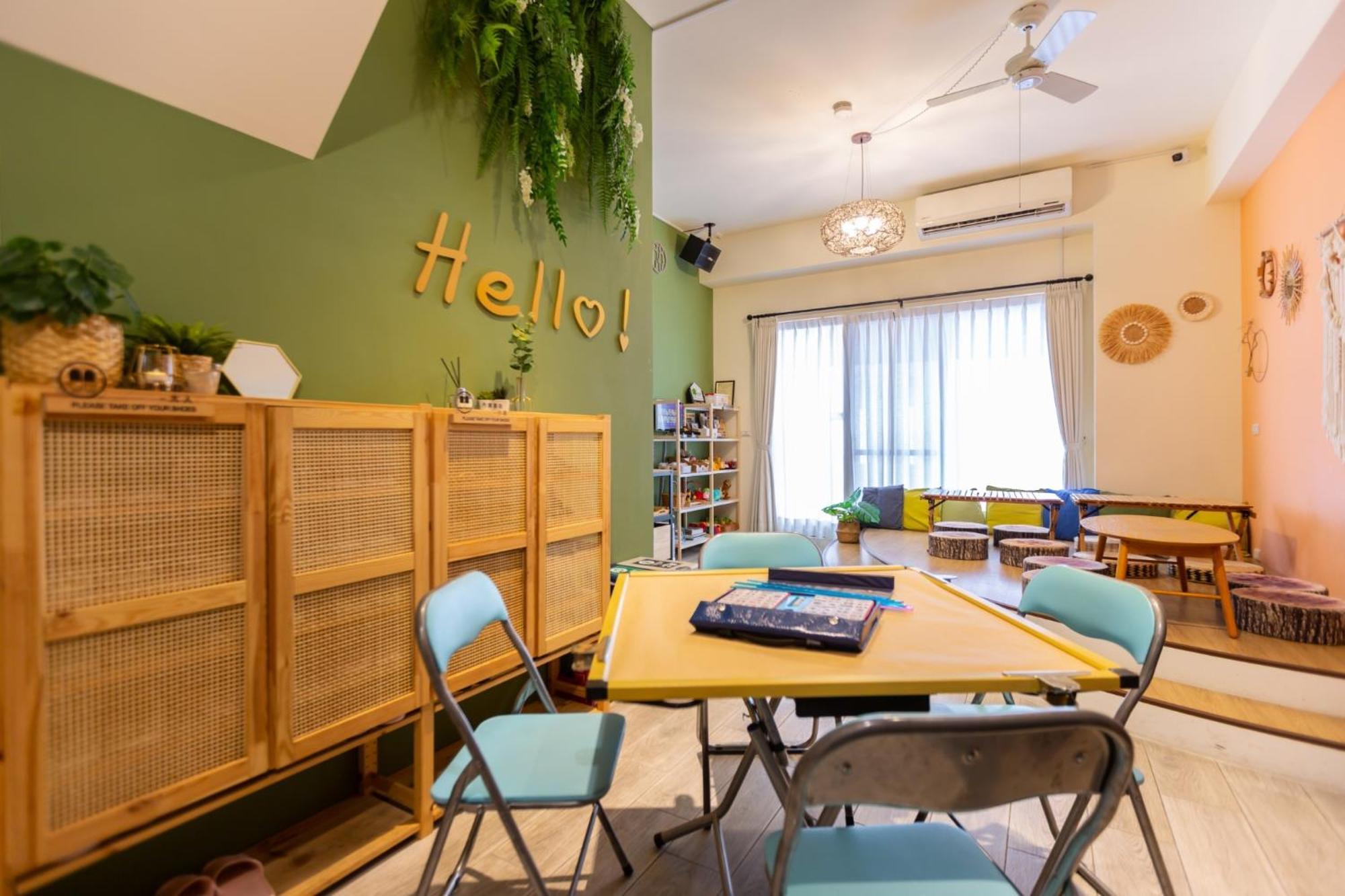 Sunlight Forest Homestay Тайнан Екстериор снимка